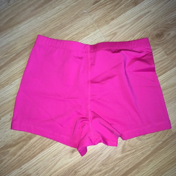 NWT Fila Tennis Ball Short Raspberry Rose Pink XS - Picture 2 of 5